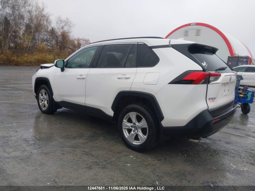 2T3R1RFV4KW058543 2019 TOYOTA RAV 4 photo no. 3
