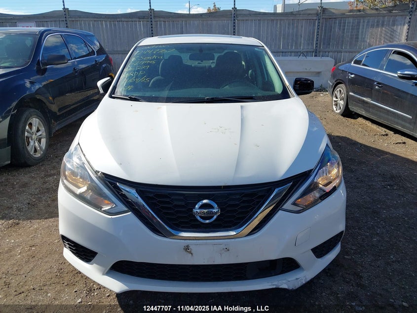 3N1AB7AP4JY271995 2018 NISSAN SENTRA photo no. 12