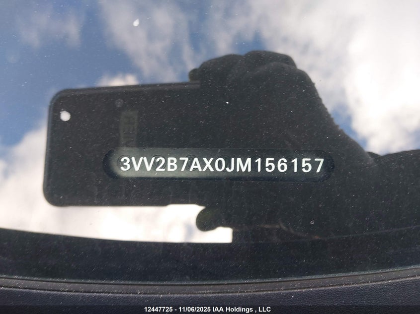3VV2B7AX0JM156157 2018 VOLKSWAGEN TIGUAN photo no. 19