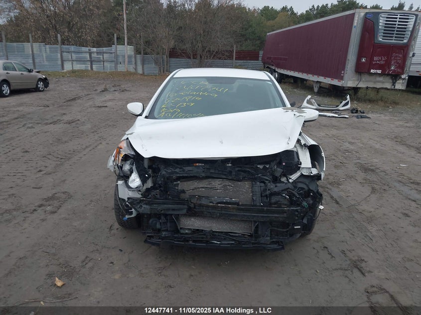 KMHD25LH8GU324919 2016 HYUNDAI ELANTRA photo no. 13