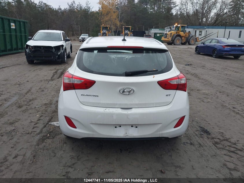 KMHD25LH8GU324919 2016 HYUNDAI ELANTRA photo no. 17