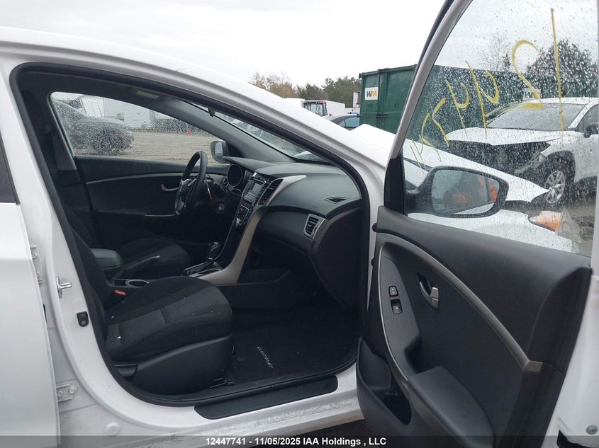KMHD25LH8GU324919 2016 HYUNDAI ELANTRA photo no. 5