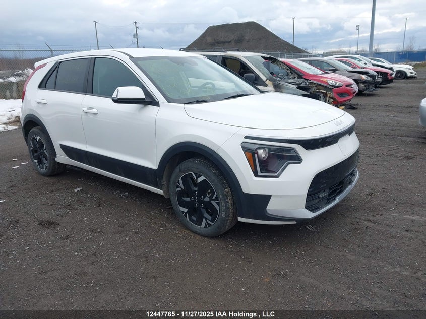 KNDCP3L12R5084188 2024 KIA NIRO photo no. 11