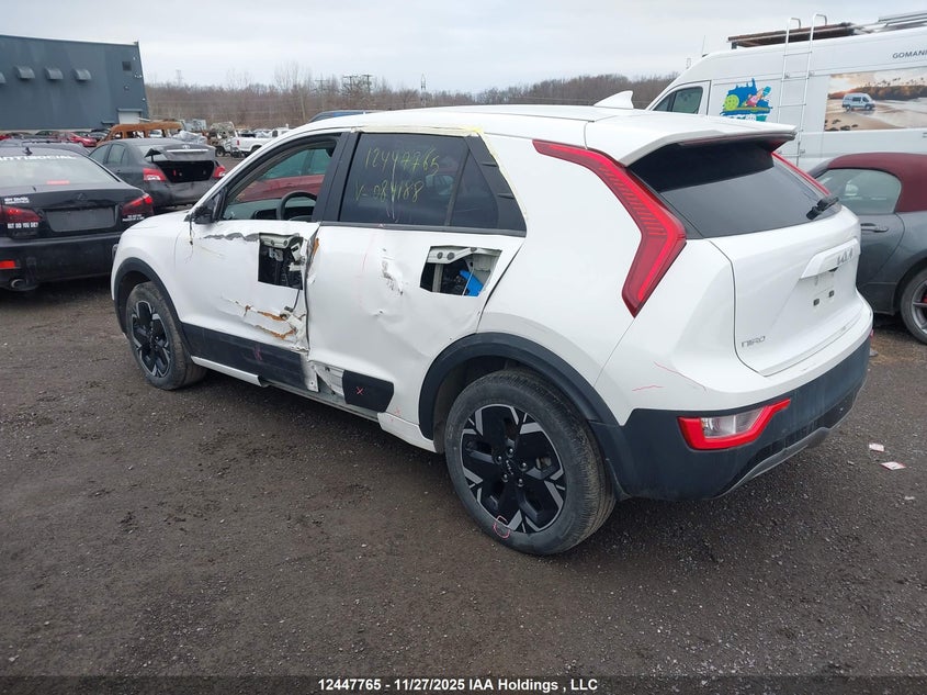 KNDCP3L12R5084188 2024 KIA NIRO photo no. 3