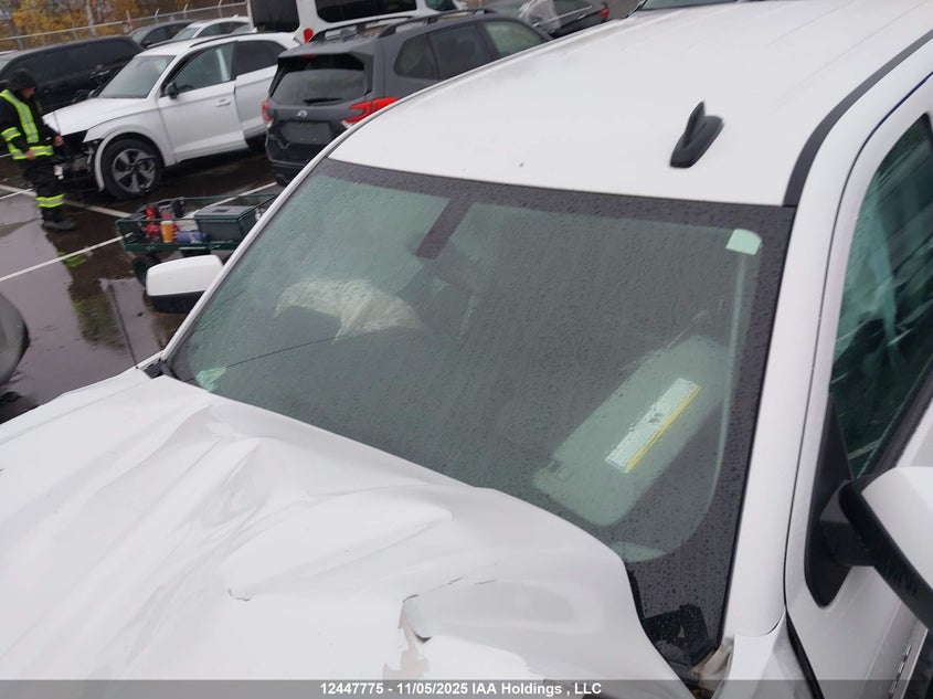1GCUKREC4HF233584 2017 CHEVROLET SILVERADO photo no. 18