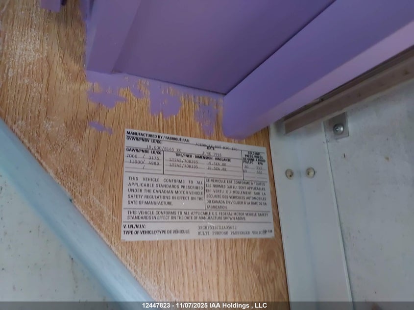 1999 Ford F550 Super Duty Stripped Chass VIN: 3FCMF53S7XJA05652 Lot: 12447823