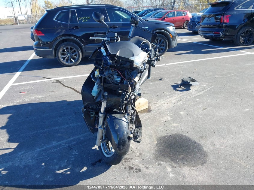 JH2PF01615K000253 2005 HONDA SILVER WING photo no. 5