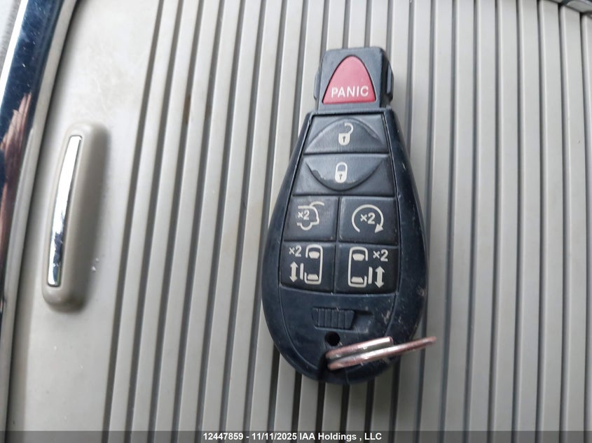 2018 Dodge Grand Caravan Cvp/Sxt VIN: 2C4RDGBG9JR329415 Lot: 12447859