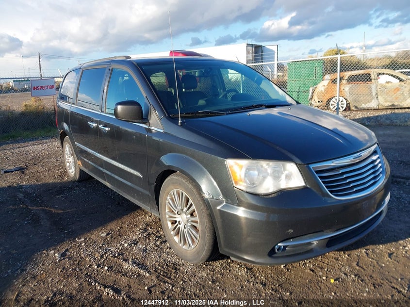 2014 Chrysler Lebaron Town And Country