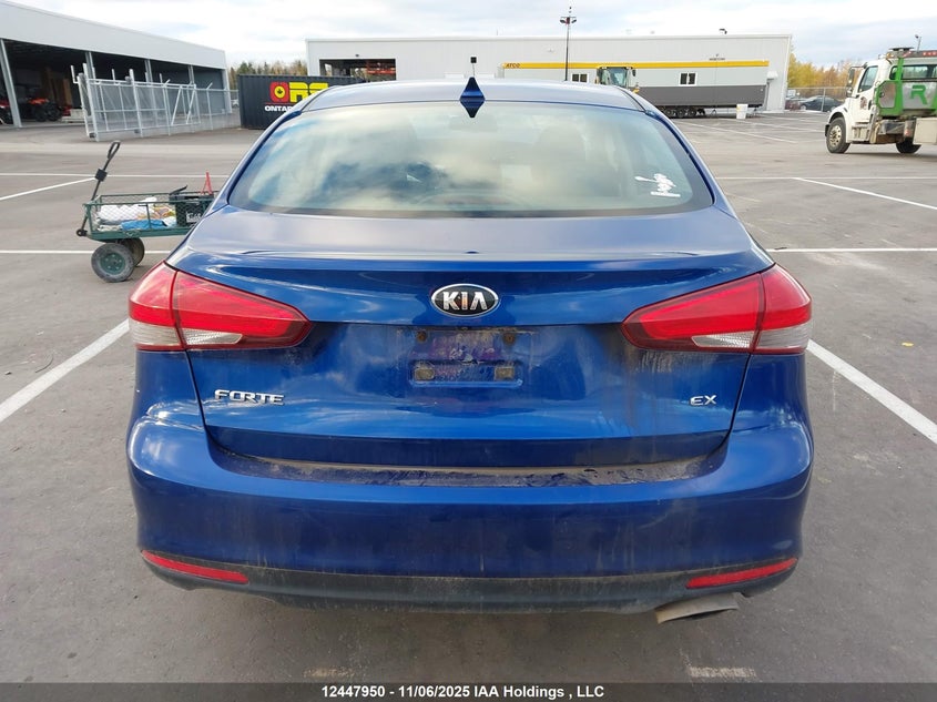 2018 Kia Forte Ex VIN: 3KPFL4A88JE271037 Lot: 12447950