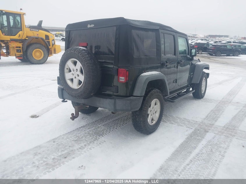 1C4BJWDG3CL100399 2012 JEEP WRANGLER photo no. 4