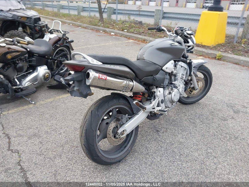 JH2SC48263M100105 2003 HONDA CB photo no. 4