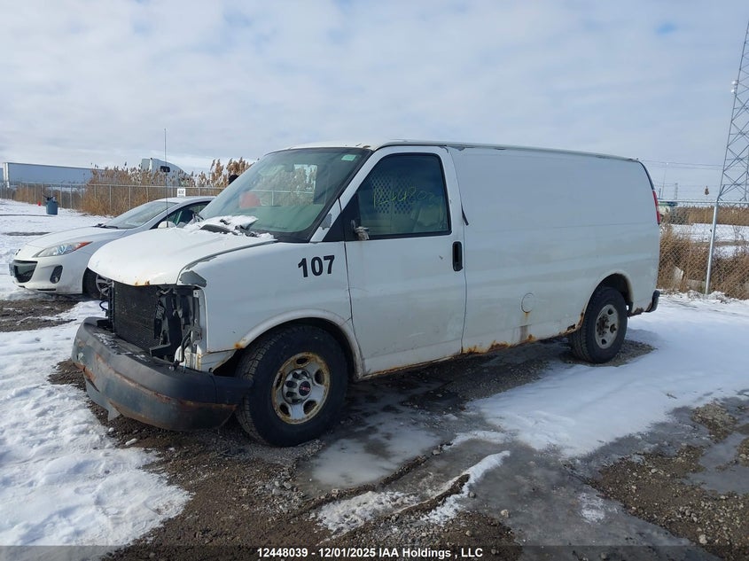 1GTGG25C191179049 2009 GMC  photo no. 2
