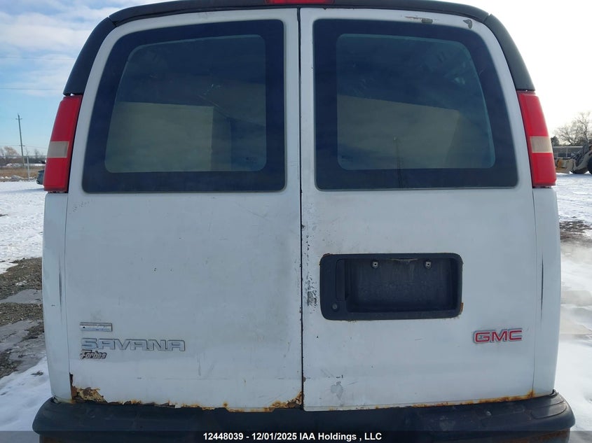 1GTGG25C191179049 2009 GMC  photo no. 5