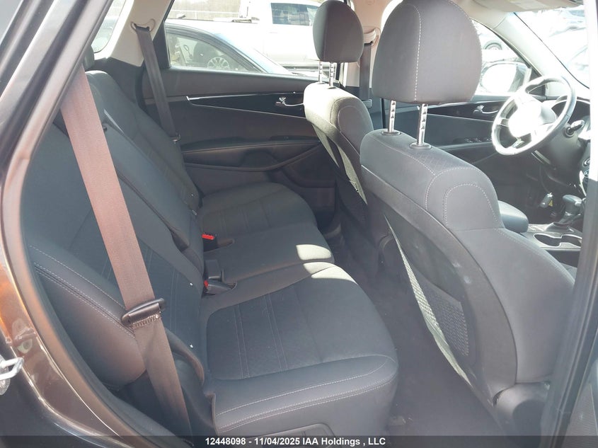 5XYPGDA34LG686925 2020 KIA SORENTO photo no. 8
