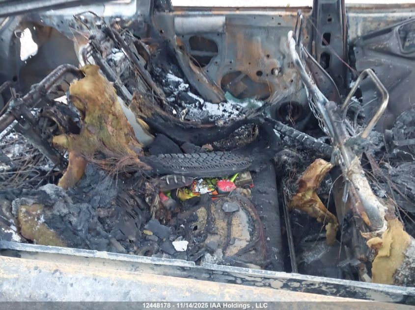 2006 Toyota Corolla Matrix Xr VIN: 2T1KR32E26C568435 Lot: 12448178