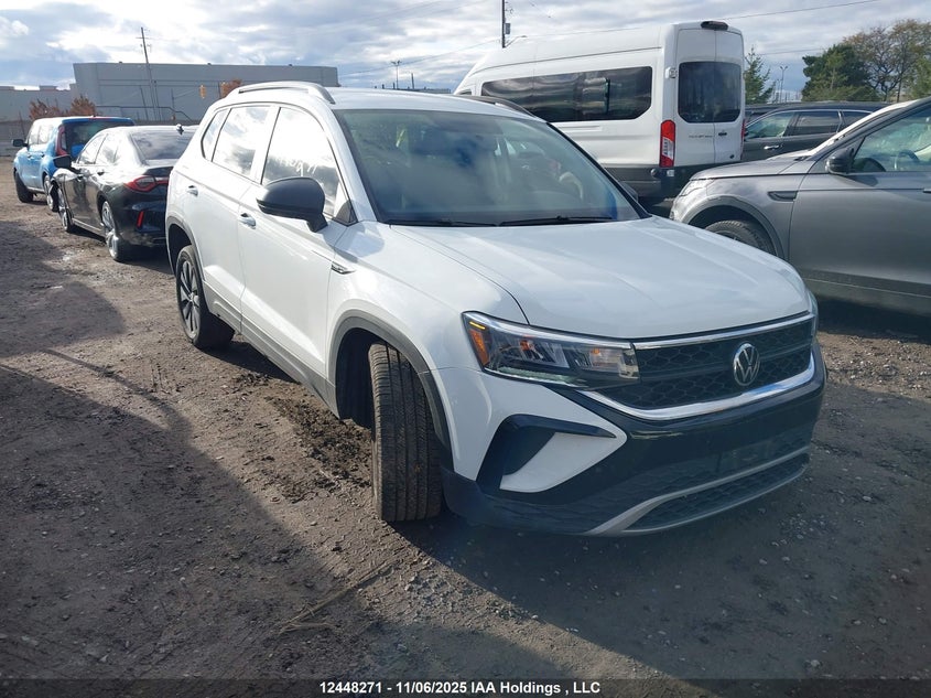 3VVAX7B28NM059018 2022 Volkswagen Taos S auction photo 1