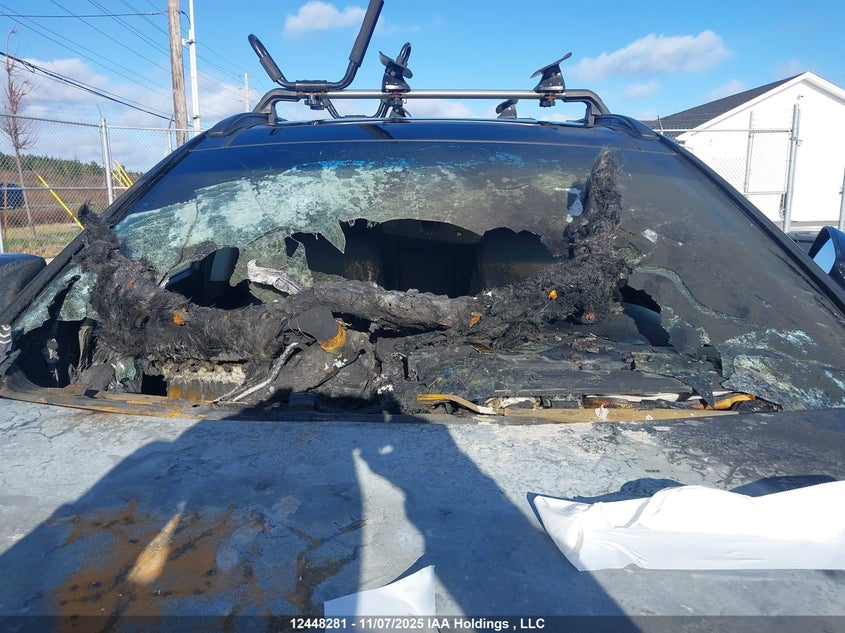 5XYZUDLA5HG392745 2017 HYUNDAI SANTA FE photo no. 18