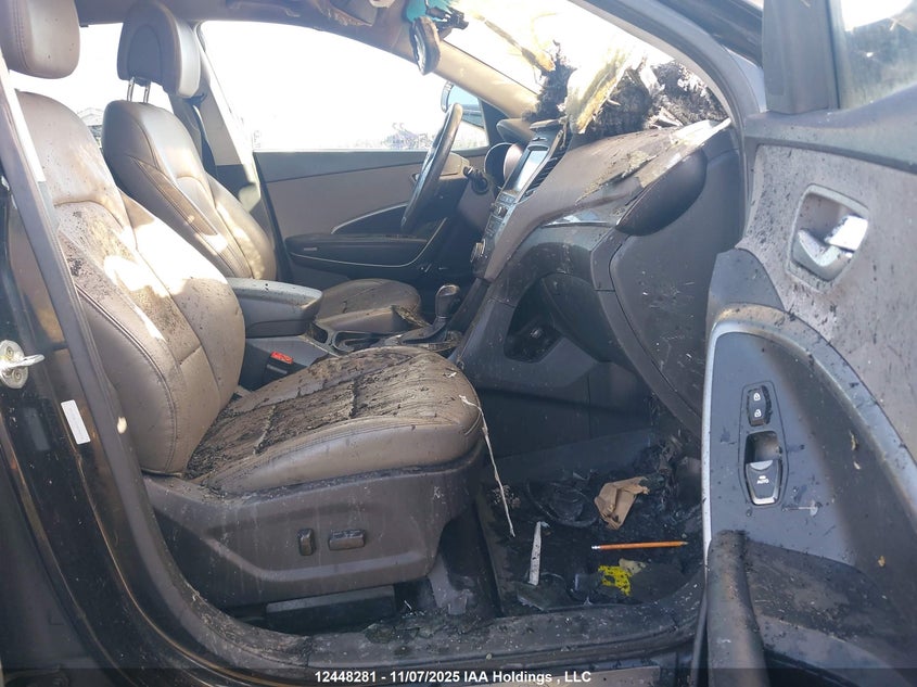 5XYZUDLA5HG392745 2017 HYUNDAI SANTA FE photo no. 5