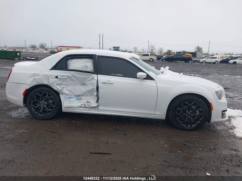 2C3CCAGG9MH602690 2021 CHRYSLER 300 photo no. 13