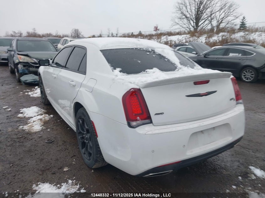2C3CCAGG9MH602690 2021 CHRYSLER 300 photo no. 3