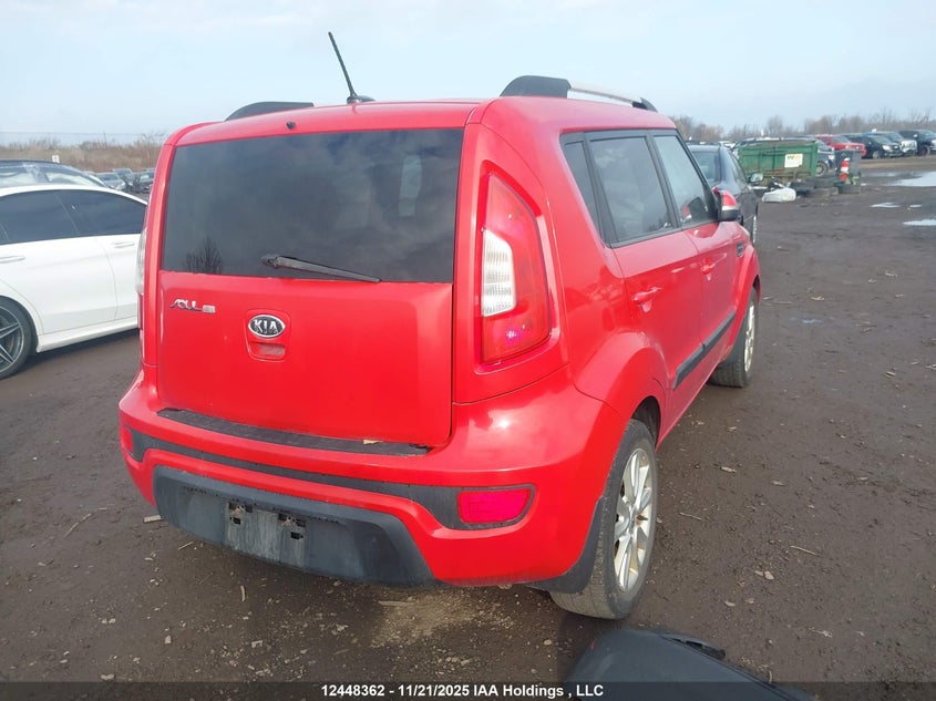KNDJT2A60C7369723 2012 KIA SOUL photo no. 4
