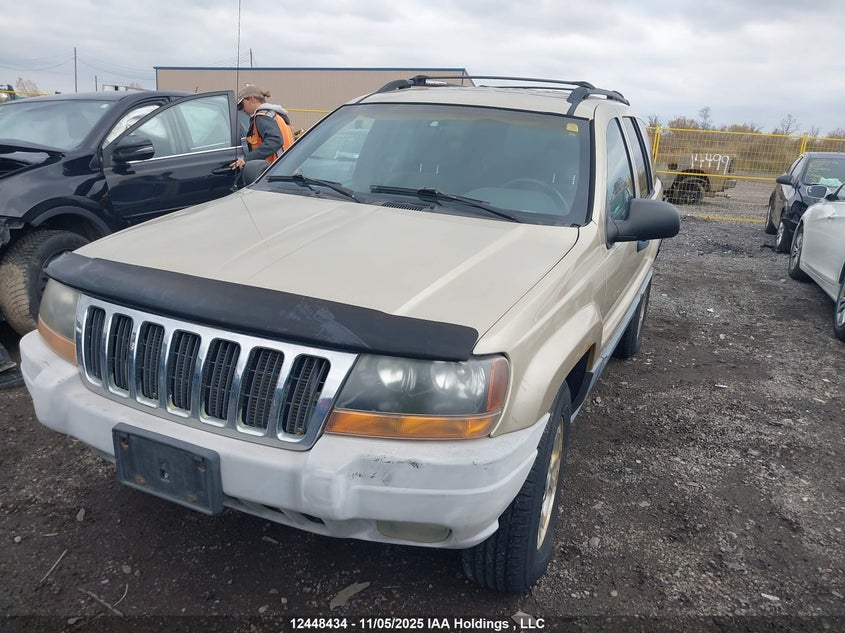 1J4GW48S11C598118 2001 JEEP GRAND CHEROKEE photo no. 2
