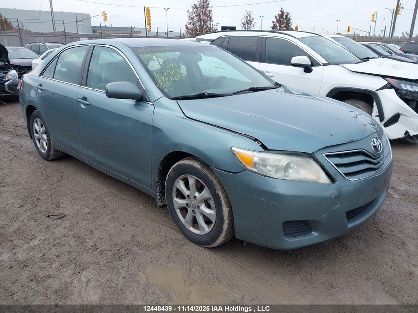 4T1BF3EK1BU702497 2011 TOYOTA CAMRY photo no. 21