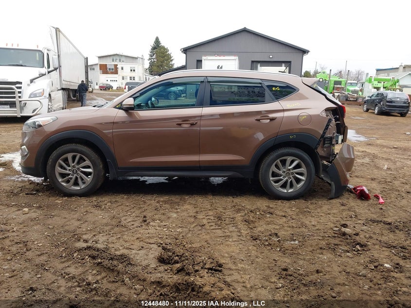 2016 Hyundai Tucson Limited/Sport And Eco/Se VIN: KM8J3CA46GU083107 Lot: 12448480