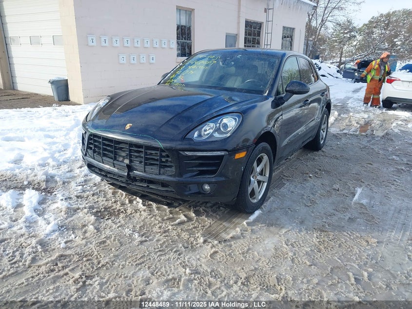 WP1AA2A59JLB21874 2018 PORSCHE MACAN photo no. 2