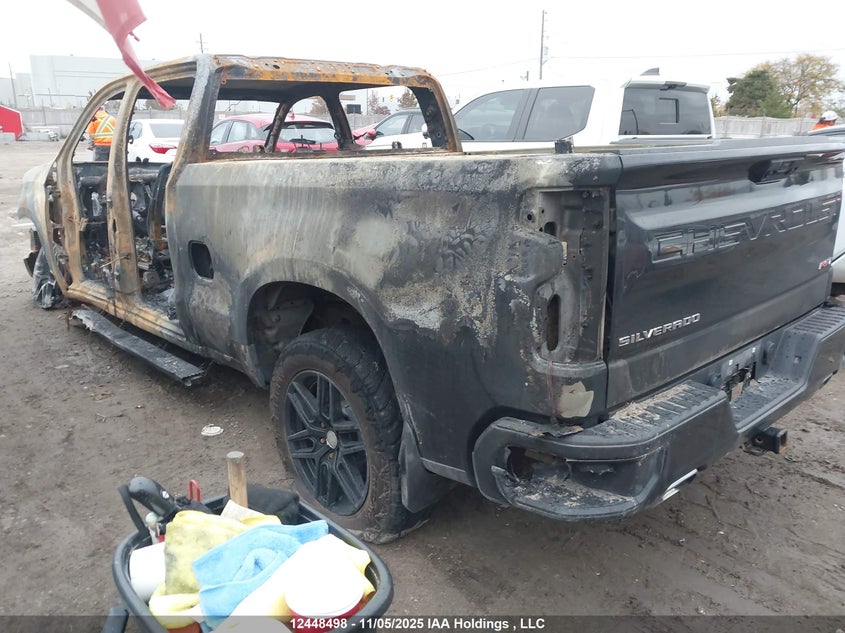 1GCUDEED0NZ604102 2022 CHEVROLET SILVERADO photo no. 3