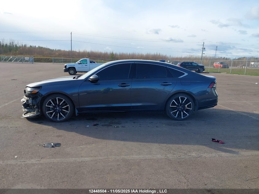 2024 Honda Accord Hybrid Touring VIN: 1HGCY2F87RA801130 Lot: 12448504