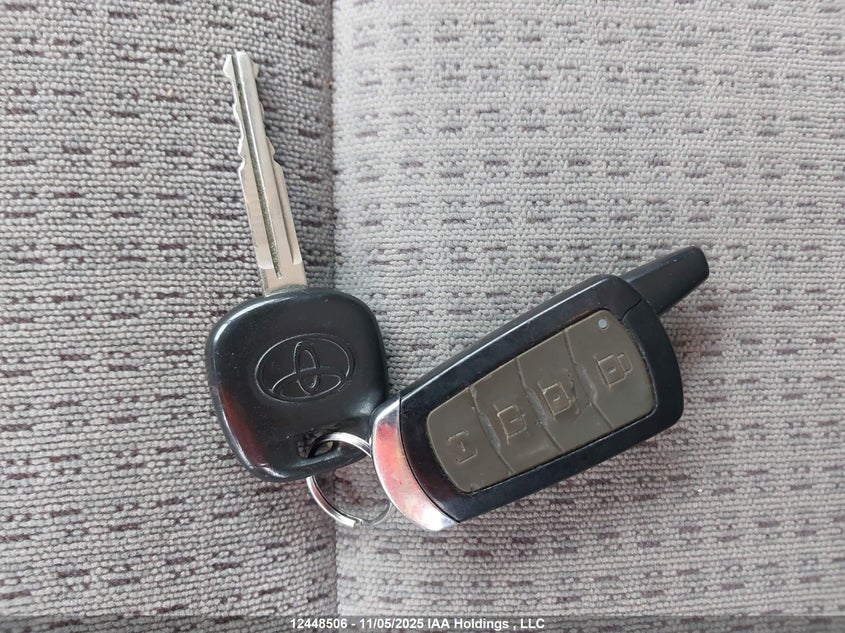 2005 Toyota Corolla Ce/Le/Sport VIN: 2T1BR32E25C890488 Lot: 12448506