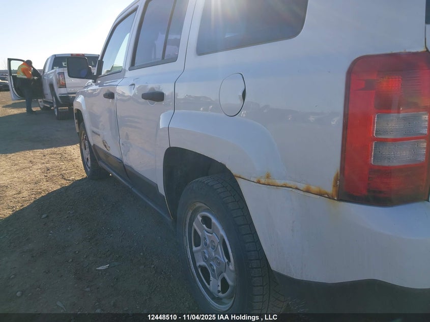 1C4NJPAB7DD207849 2013 JEEP LIBERTY (PATRIOT) photo no. 12