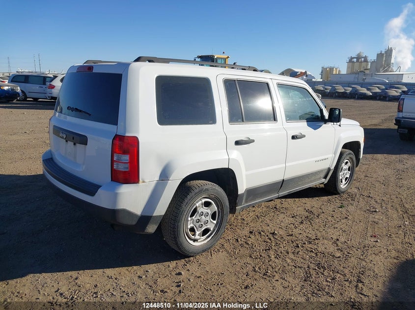 1C4NJPAB7DD207849 2013 JEEP LIBERTY (PATRIOT) photo no. 4