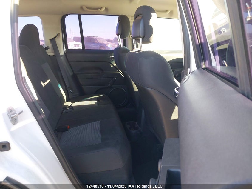 1C4NJPAB7DD207849 2013 JEEP LIBERTY (PATRIOT) photo no. 8
