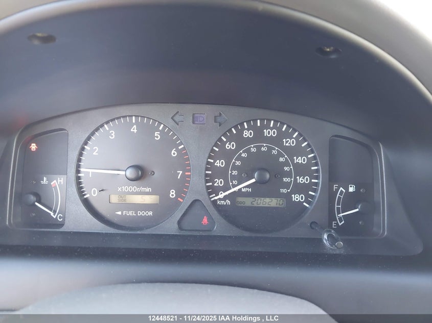 2T1BR12E01C823144 2001 TOYOTA COROLLA photo no. 7
