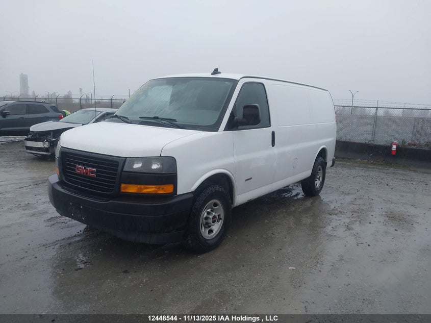1GTZ7GF11J1247034 2018 GMC SAVANA photo no. 2