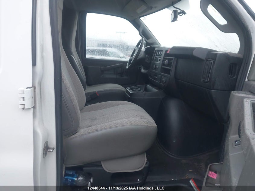 1GTZ7GF11J1247034 2018 GMC SAVANA photo no. 7