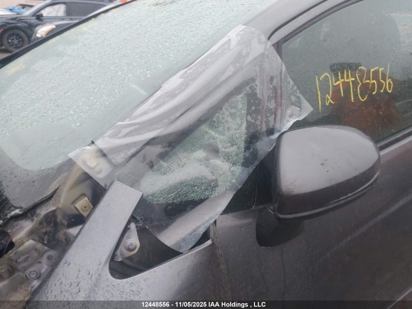 2017 Honda Fit Lx VIN: 3HGGK5H55HM102152 Lot: 12448556