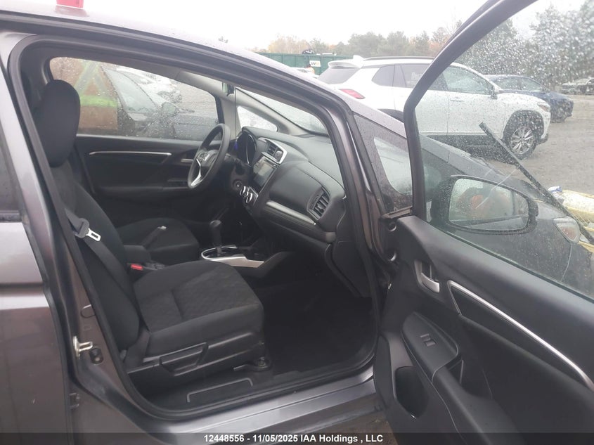 3HGGK5H55HM102152 2017 HONDA FIT photo no. 5