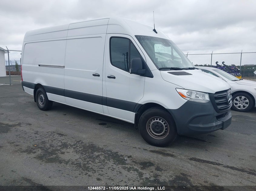 MERCEDES-BENZ SPRINTER