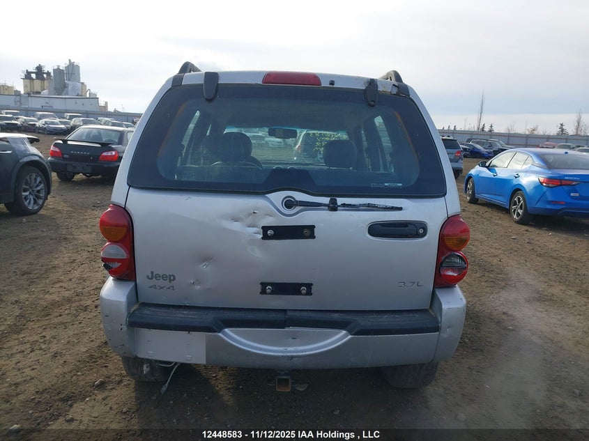 1J4GL58K02W352272 2002 JEEP LIBERTY (NORTH AMERICA) photo no. 17