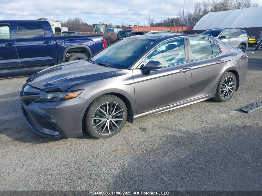 4T1B21HK0PU018611 2023 TOYOTA CAMRY photo no. 2