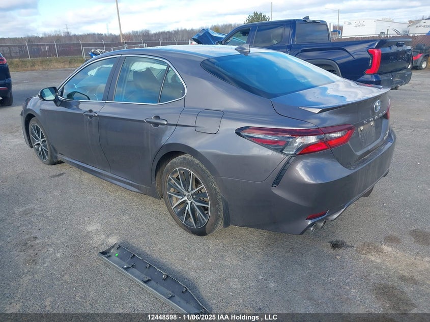 4T1B21HK0PU018611 2023 TOYOTA CAMRY photo no. 3