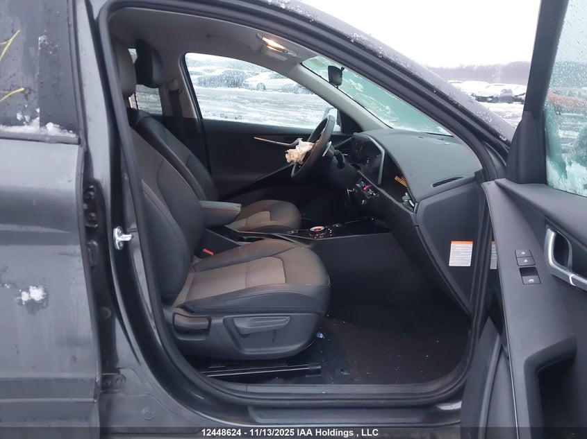 KNDCR3L17S5135104 2025 KIA NIRO photo no. 5