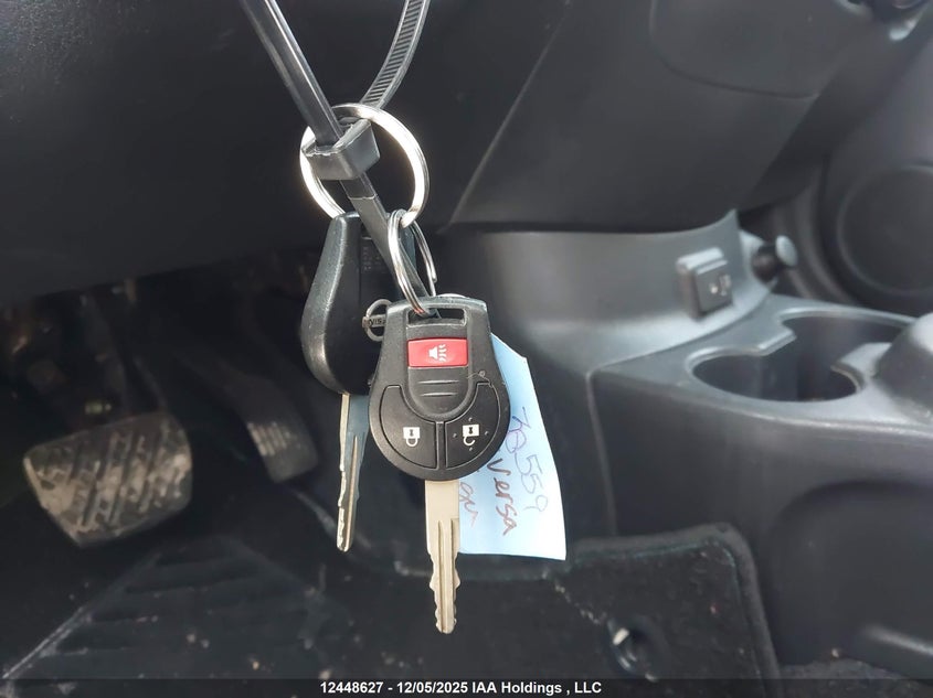 2017 Nissan Versa Note 1.6 S/1.6 Sl/1.6 Sr/1.6 Sv VIN: 3N1CE2CPXHL371641 Lot: 12448627