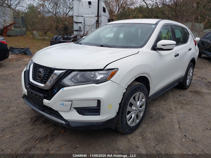 5N1AT2MT6KC710237 2019 NISSAN ROGUE photo no. 2