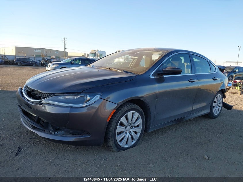 1C3CCCFBXFN601351 2015 CHRYSLER 200 photo no. 2