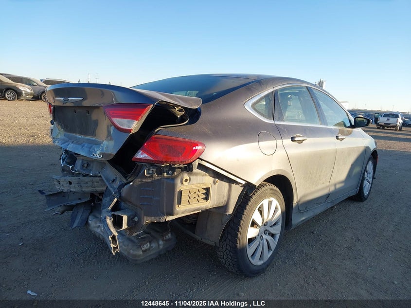 1C3CCCFBXFN601351 2015 CHRYSLER 200 photo no. 4